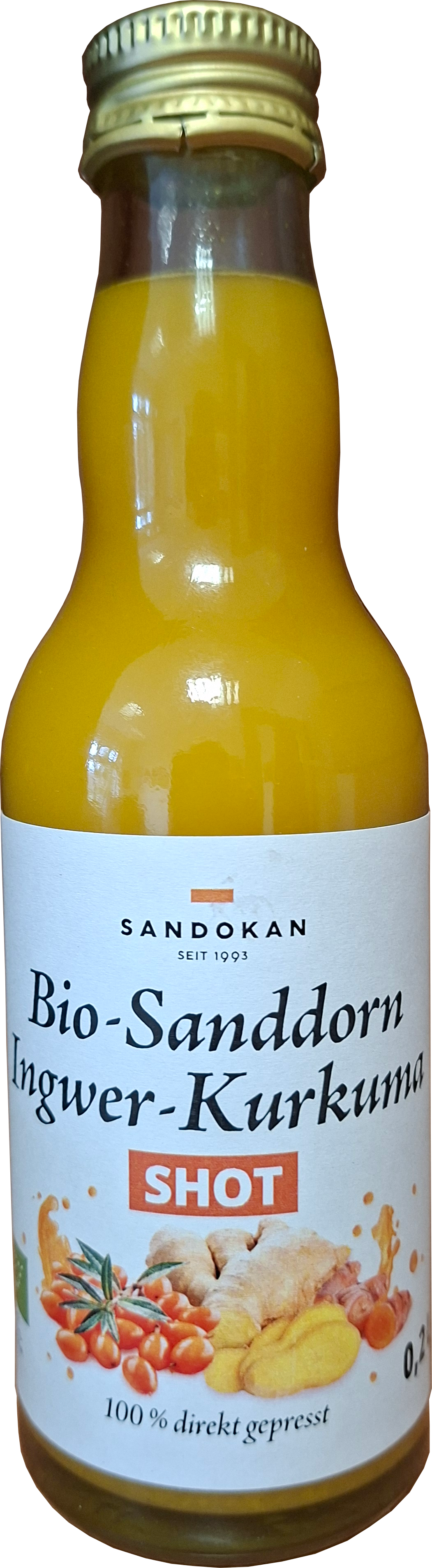 Eine Falsche mit Sanddorn-Ingwer-Kurkuma-Shot